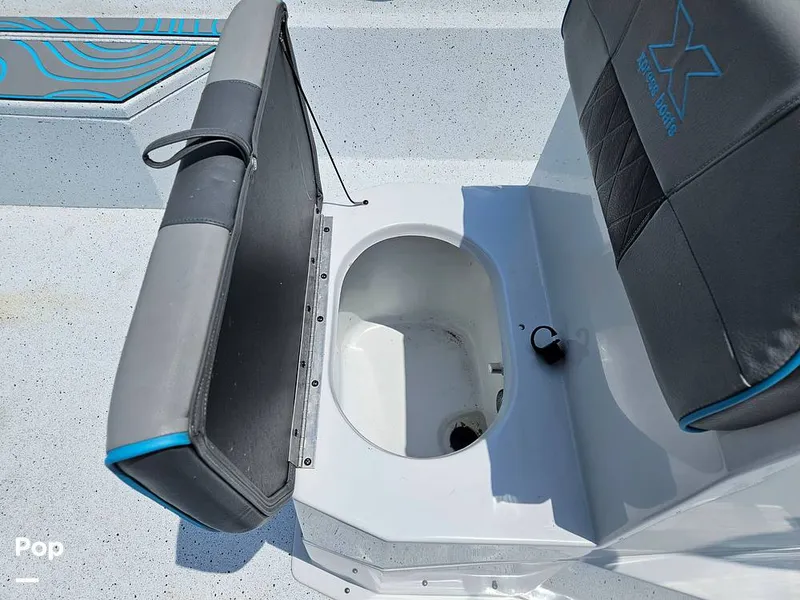 Slide: The Image of Front Seat Cooler - 15418113