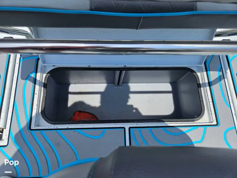 Slide: The Image of Compartment Storage - 15418120