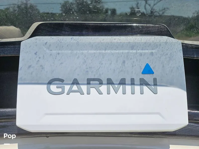 Slide: The Image of Garmin Controls - 15420427