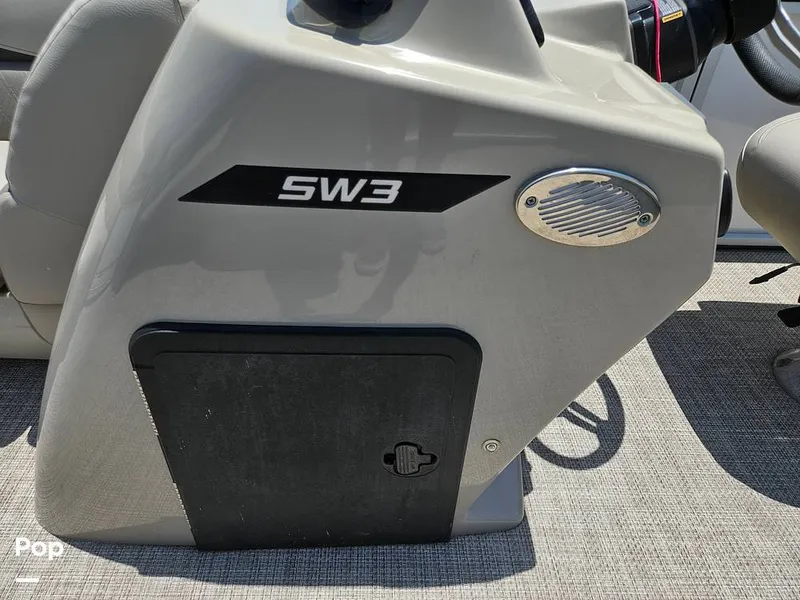 Slide: The Image of Console W/storage - 15420571