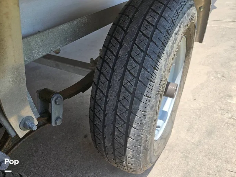 Slide: The Image of Tire - 15420494