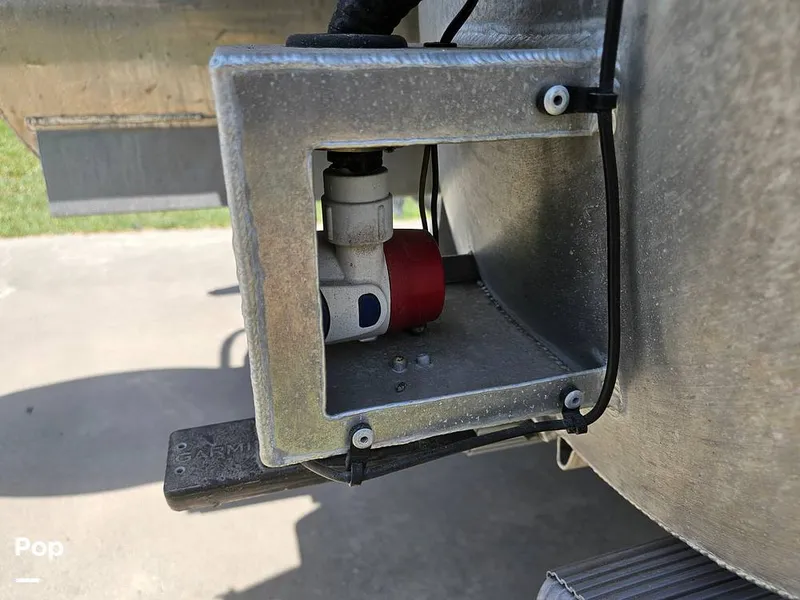 Slide: The Image of Live Well Pump - 15420486