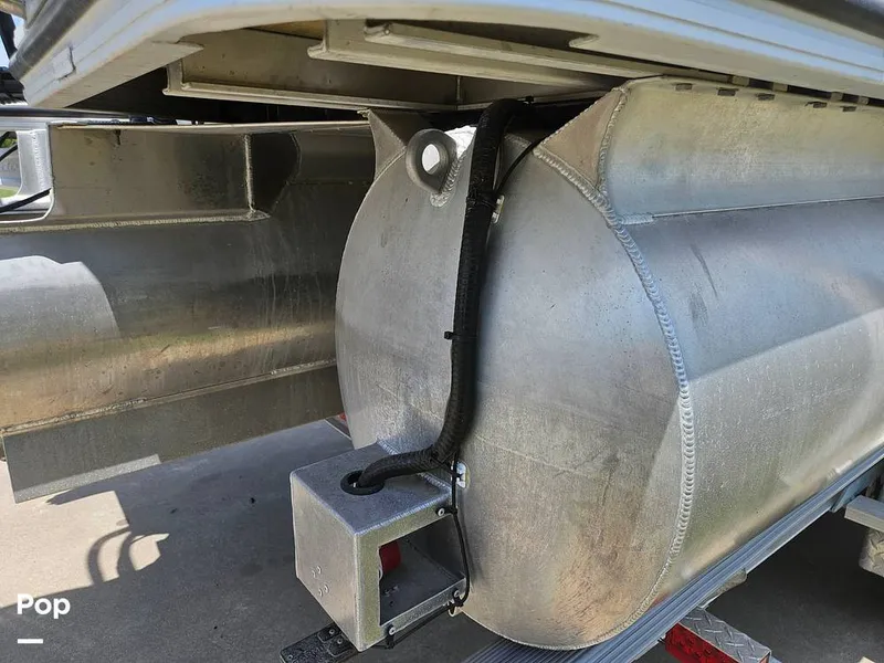 Slide: The Image of Pontoon - 15420487