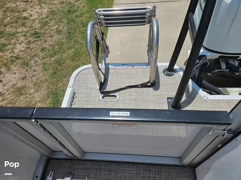 Slide: The Image of Swim Ladder ( Stern ) - 15420543