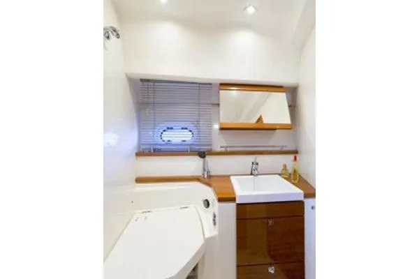 Slide: The Image of Manufacturer Provided Image - 33