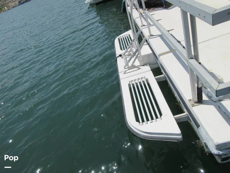 Slide: The Image of Swim Platform - 15533365