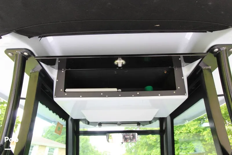 Slide: The Image of Glove Box - 15532935