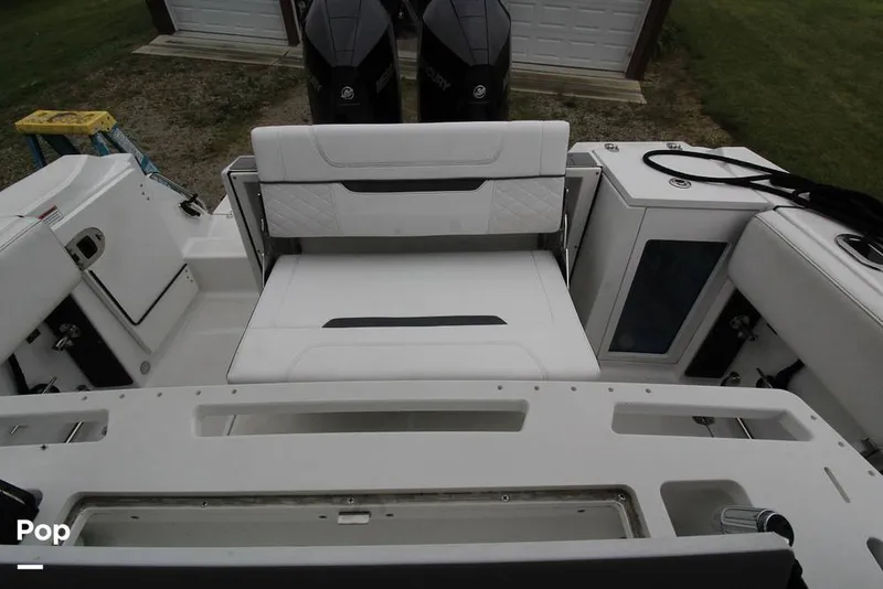 Slide: The Image of Blackfin 272 CC 2022 - 15532947