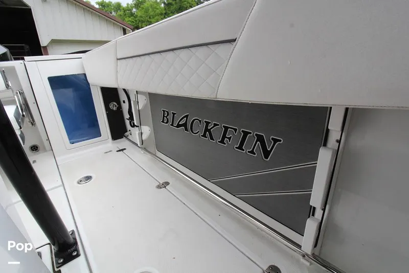 Slide: The Image of Blackfin 272 CC 2022 - 15532948