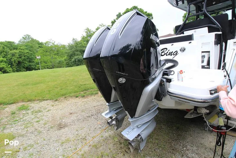 Slide: The Image of Blackfin 272 CC 2022 - 15533021