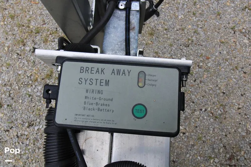 Slide: The Image of Blackfin 272 CC 2022 - 15533040