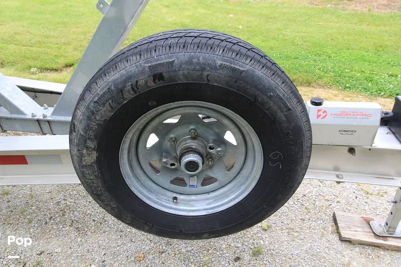 Slide: The Image of Spare Tire Kit - 15533041