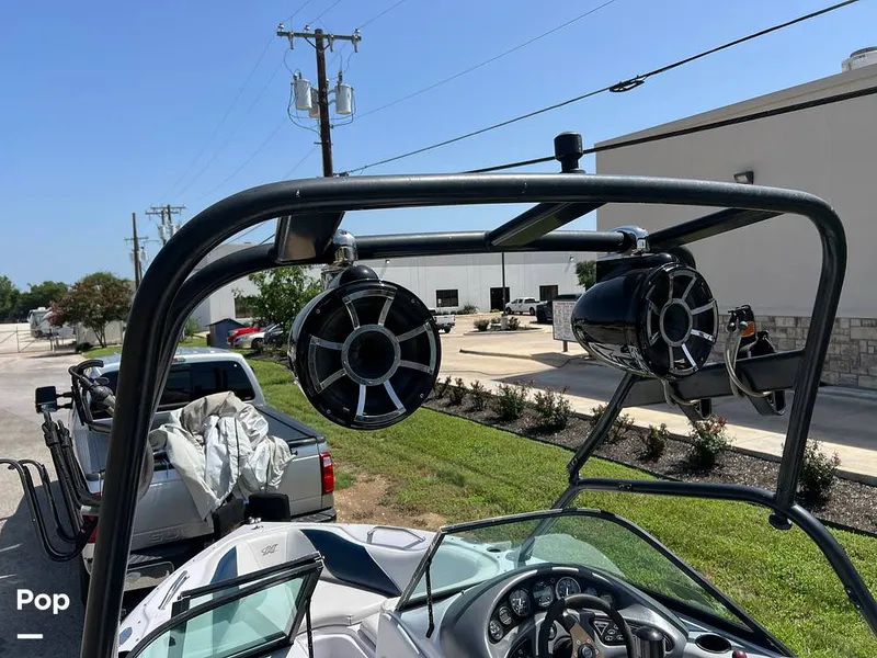 Slide: The Image of Correct Craft Pro Air Nautique 2001 - 15648084