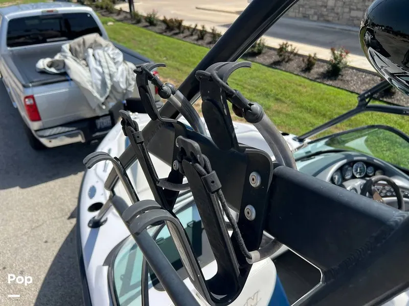 Slide: The Image of Correct Craft Pro Air Nautique 2001 - 15648086