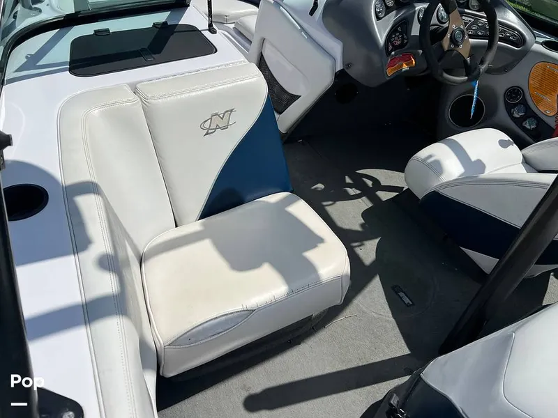 Slide: The Image of Correct Craft Pro Air Nautique 2001 - 15648089