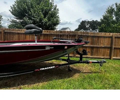 Slide: The Image of Tracker PRO TEAM 190 TX 2023 - 15506315