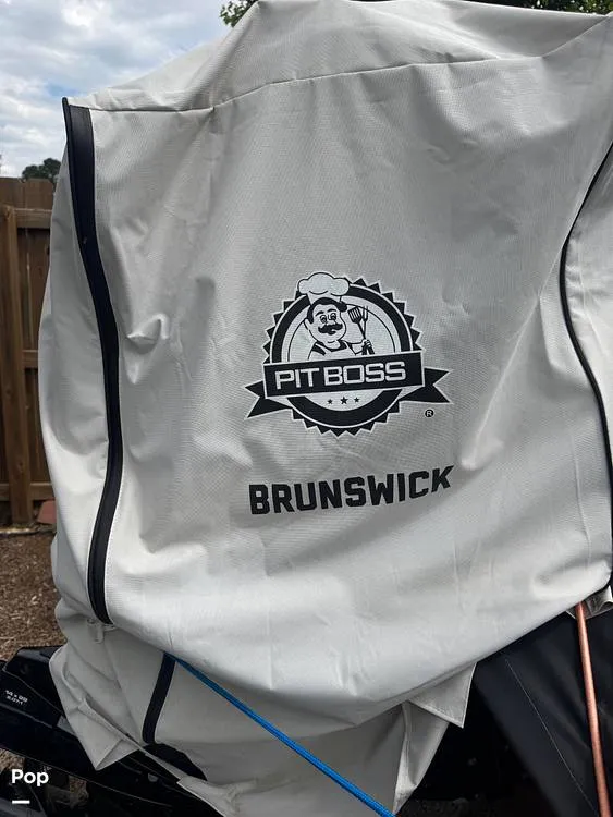 Slide: The Image of ENGINE COVER - 15423107