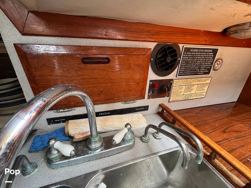 Slide: The Image of Ericson 38 1981 - 15487791