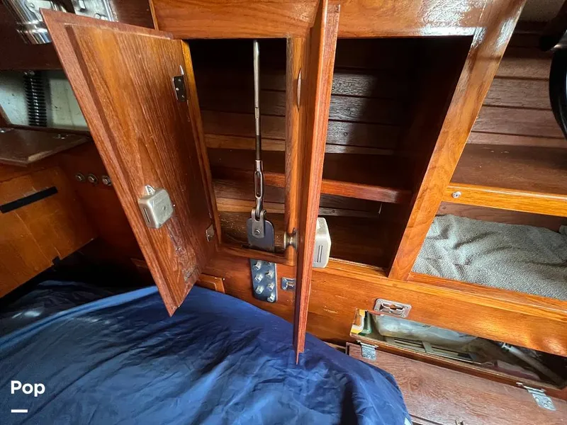 Slide: The Image of Ericson 38 1981 - 15487806