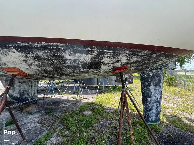 Slide: The Image of 1981 Ericson 38SL - 15487685