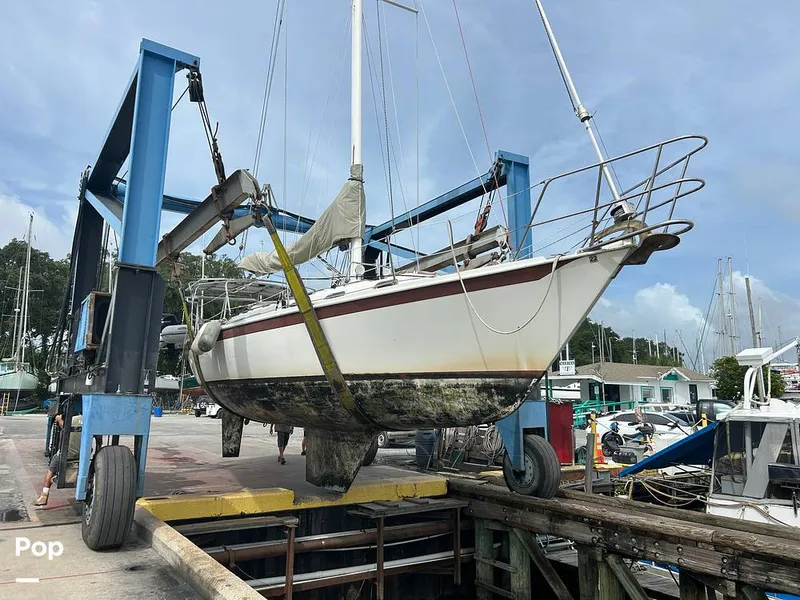 Slide: The Image of 1981 Ericson 38SL - 15430890