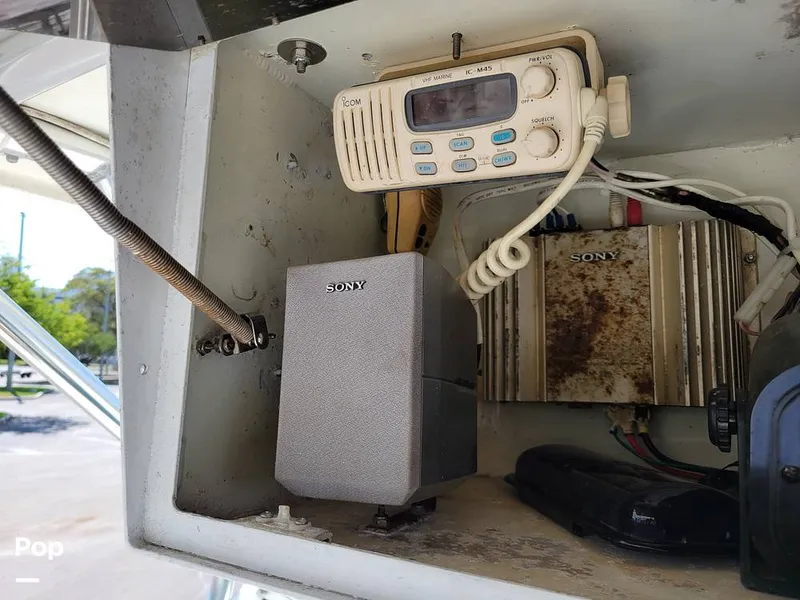 Slide: The Image of Hydra-Sports Vector 2500 WA 1990 - 15427947