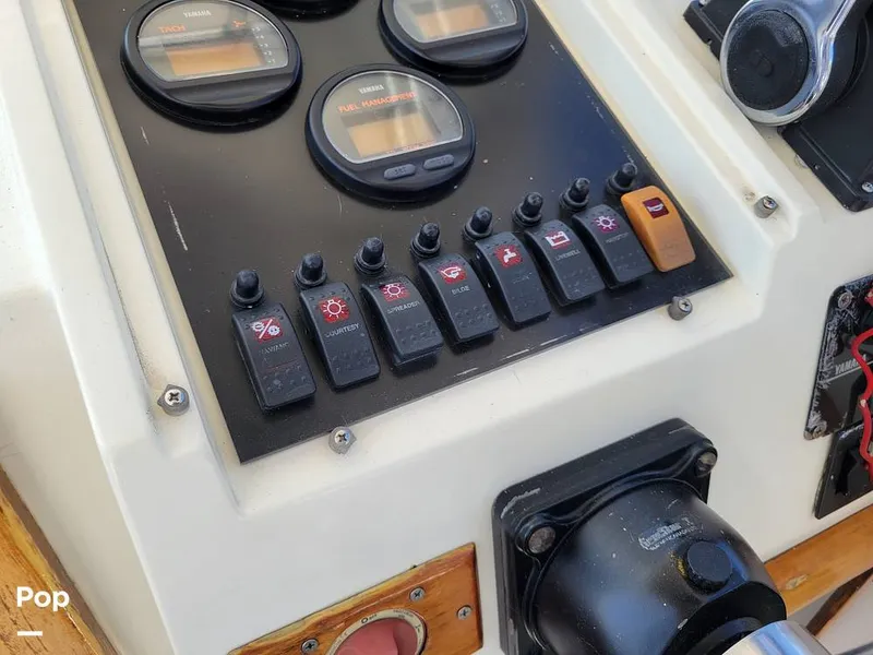 Slide: The Image of Hydra-Sports Vector 2500 WA 1990 - 15427951