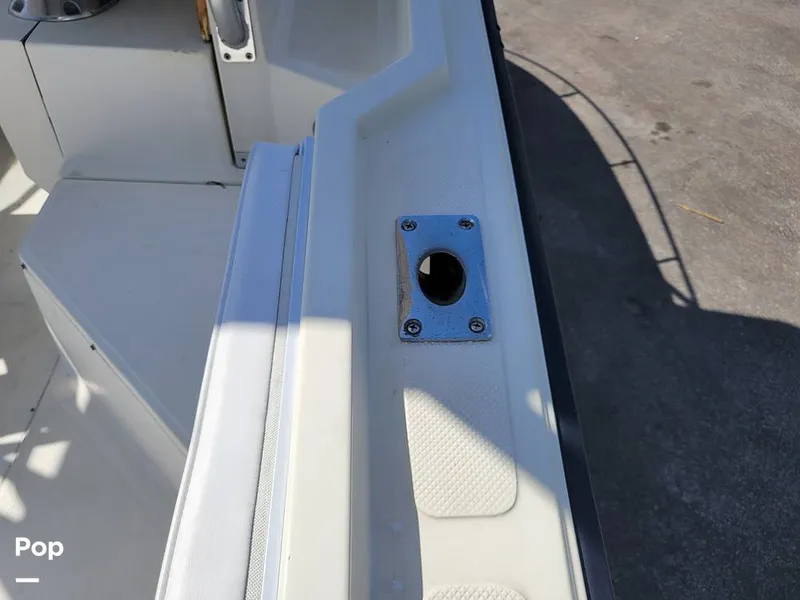 Slide: The Image of Hydra-Sports Vector 2500 WA 1990 - 15427960