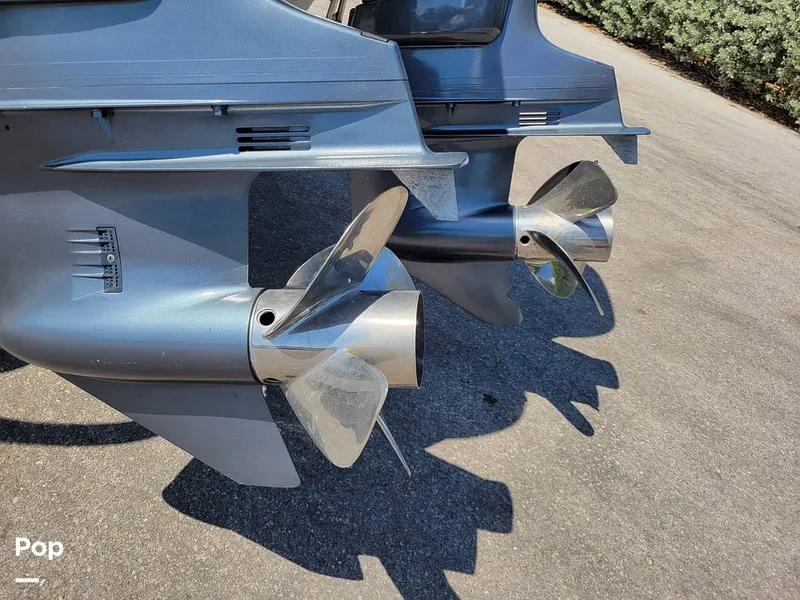 Slide: The Image of Hydra-Sports Vector 2500 WA 1990 - 15427615