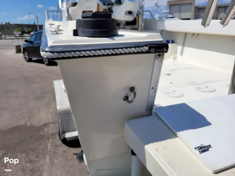 Slide: The Image of Hydra-Sports Vector 2500 WA 1990 - 15427623