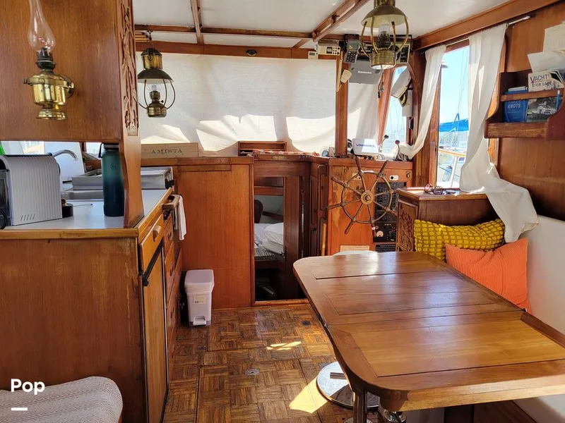 Slide: The Image of CHB 34 1976 - 15828972