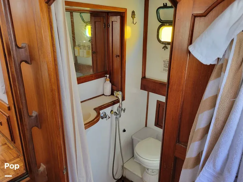 Slide: The Image of CHB 34 1976 - 15828960