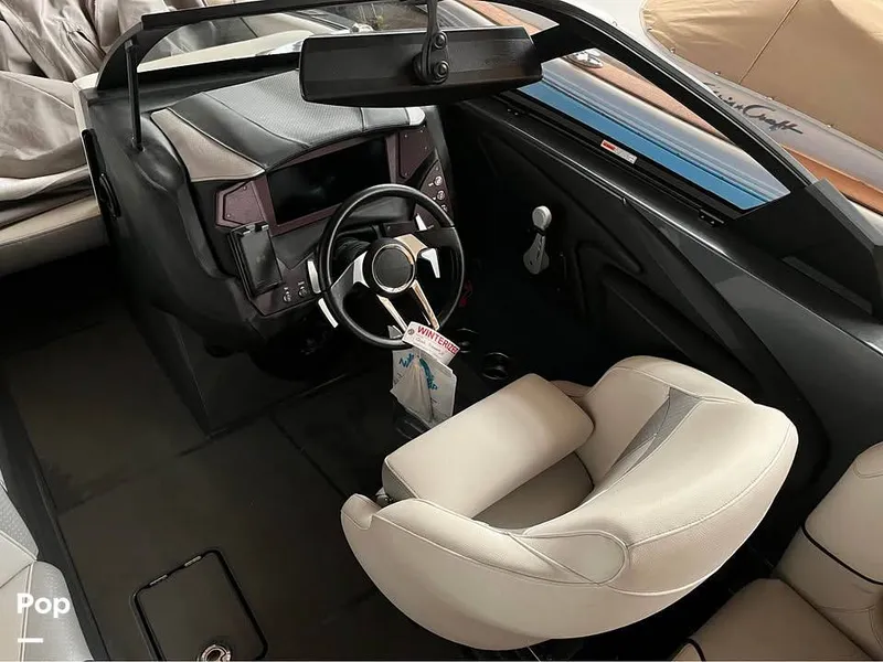 Slide: The Image of Centurion VI24 2021 - 15431389