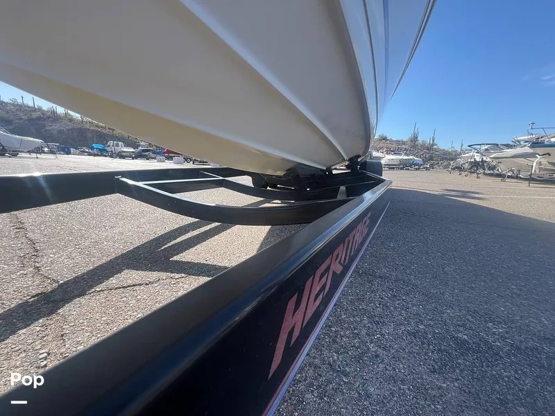 Slide: The Image of Underneath View - 15787997