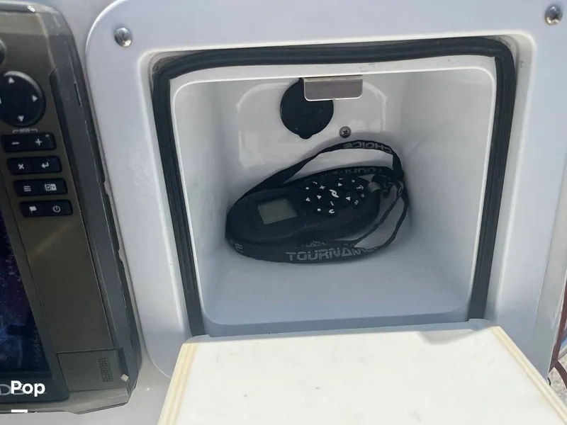 Slide: The Image of Pathfinder 2600 HPS 2014 - 15439845