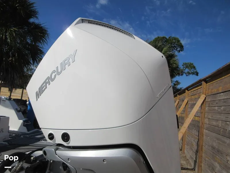 Slide: The Image of Monterey M45 2019 - 16075062