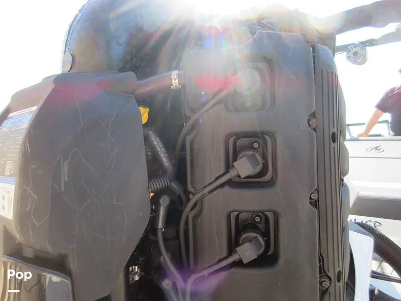 Slide: The Image of Monterey M45 2019 - 16075195