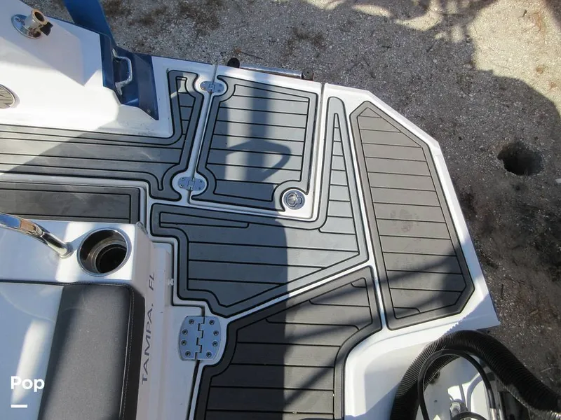 Slide: The Image of Monterey M45 2019 - 16075133