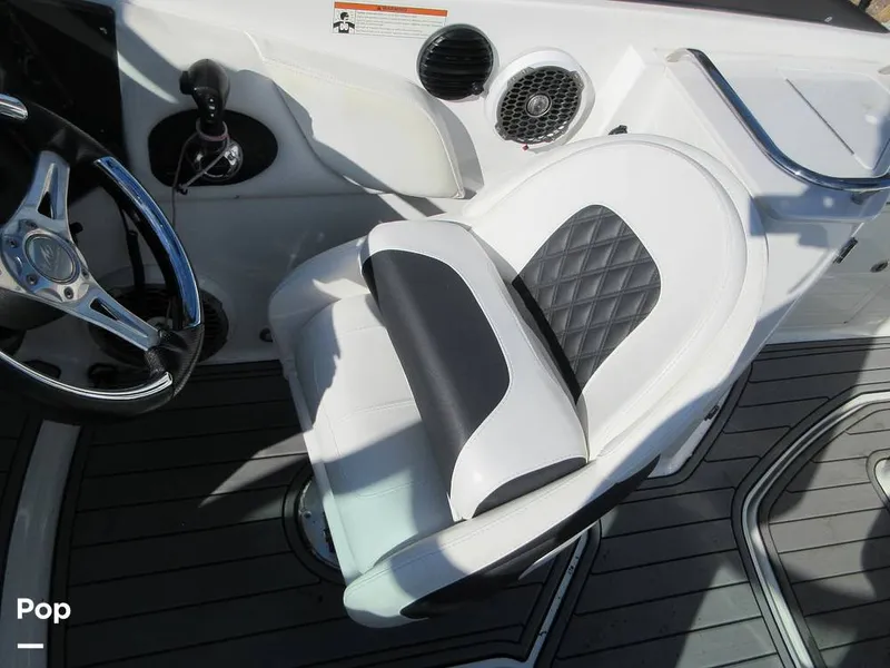 Slide: The Image of Monterey M45 2019 - 16075146