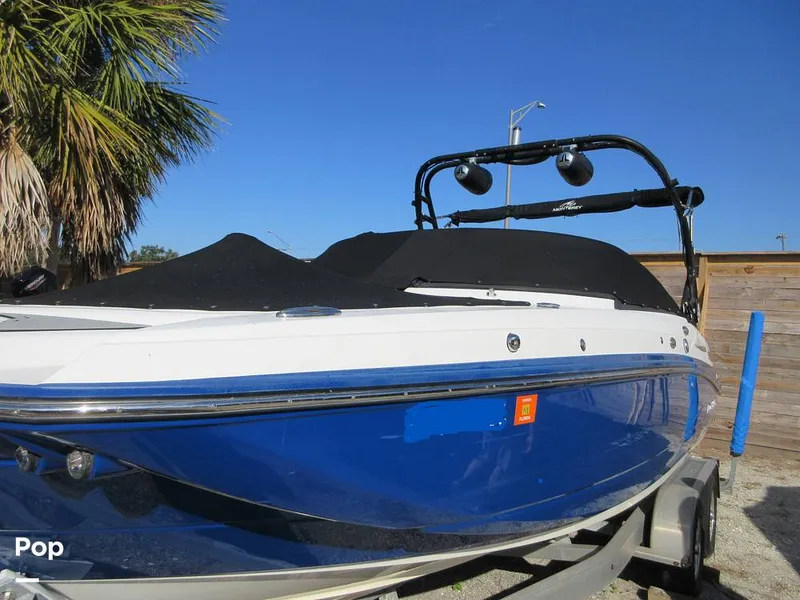 Slide: The Image of Monterey M45 2019 - 16075685