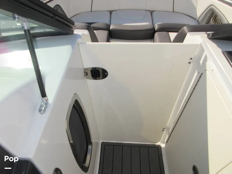 Slide: The Image of Monterey M45 2019 - 16075159