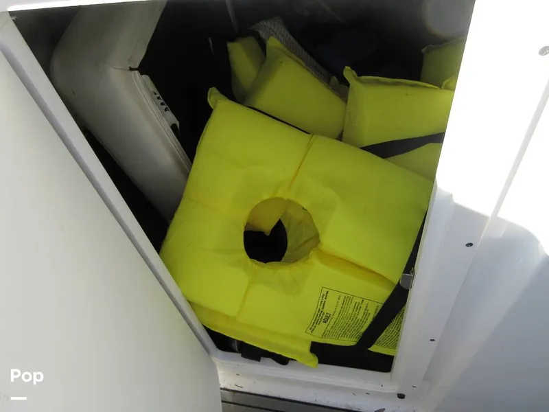 Slide: The Image of Monterey M45 2019 - 16075160