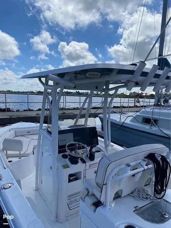 Slide: The Image of Sea Hunt Ultra 234 2020 - 15597677