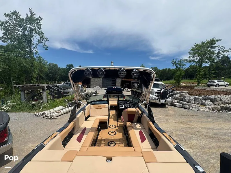 Slide: The Image of Mastercraft NXT22 2023 - 15467865