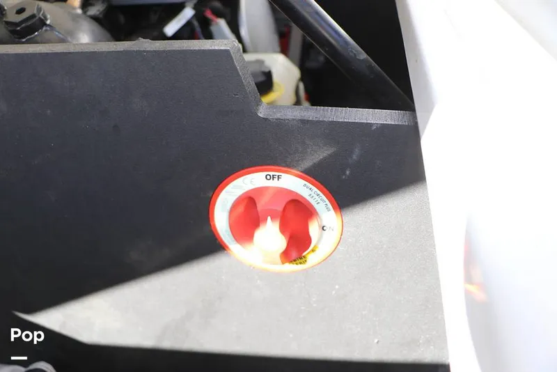 Slide: The Image of Regal LS2 2022 - 15437104