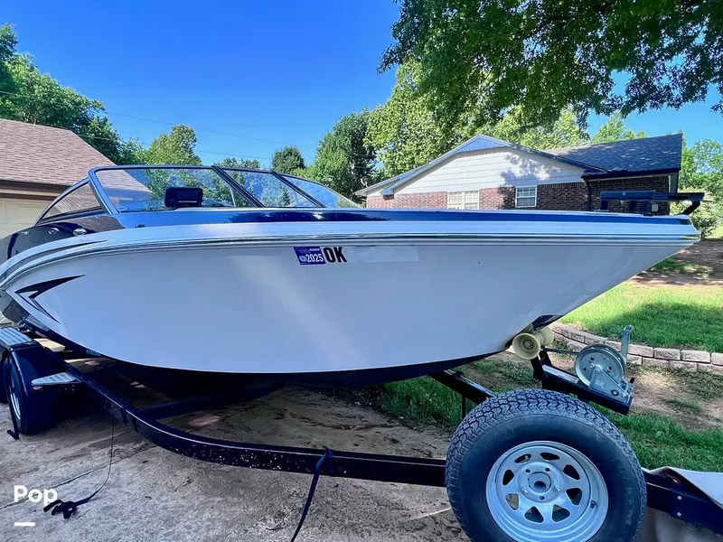 Slide: The Image of Glastron GTSF 205 2015 - 15462934