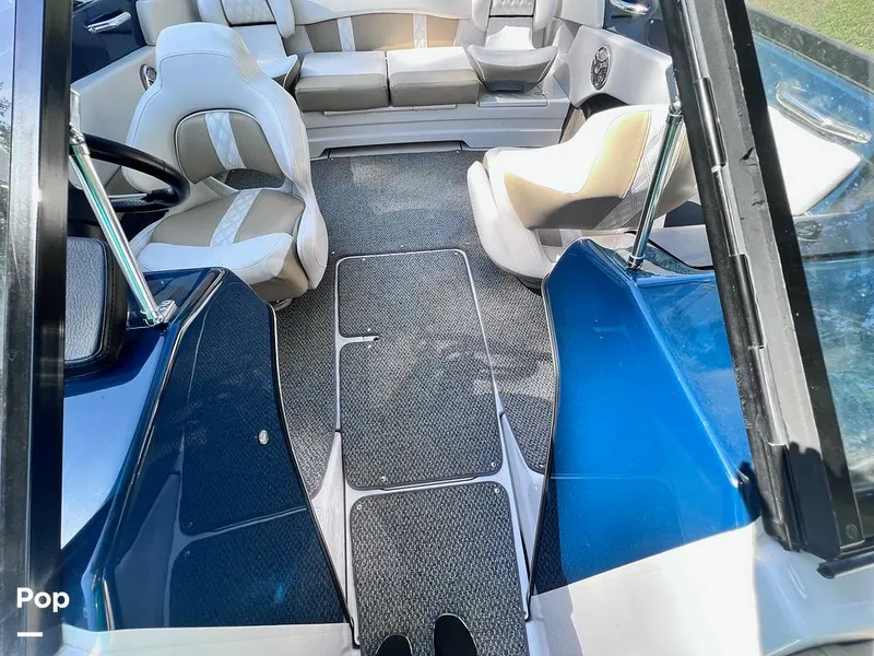 Slide: The Image of Glastron GTSF 205 2015 - 15463001