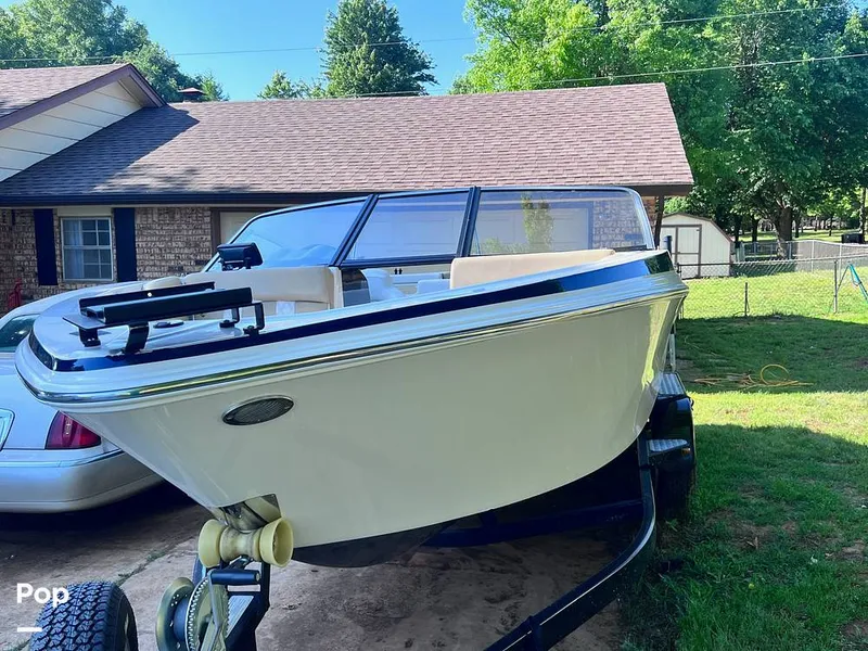 Slide: The Image of Glastron GTSF 205 2015 - 15462937