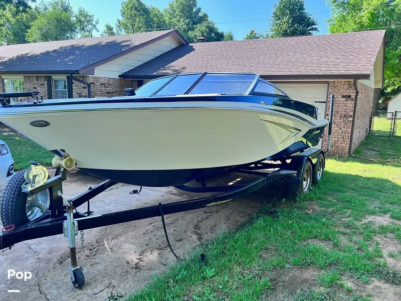 Slide: The Image of Glastron GTSF 205 2015 - 15462938