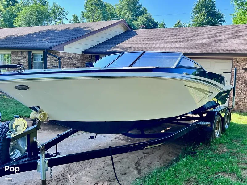 Slide: The Image of Glastron GTSF 205 2015 - 15462939